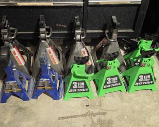 Daytona 3 Ton Heavy Duty Ratcheting Jack Stands (Set of 4) - 2 Blue, 2 Green