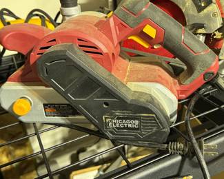 Chicago Electric 4" x 24" Belt Sander