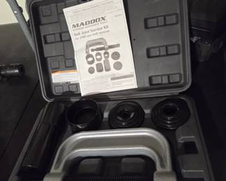 Maddox MA Ball Joint Service Kit for WD and WD Vehicles