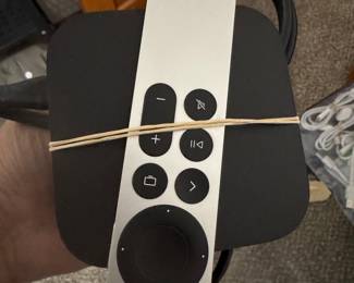 Apple TV 4K (2nd Generation) with Siri Remote (2nd Generation)