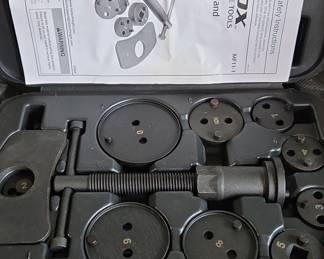 Maddox MF11-1 11pc. Disc Brake Pad and Caliper Service Tool Kit