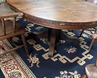 Center pedestal mahogany Victorian dining table, $265