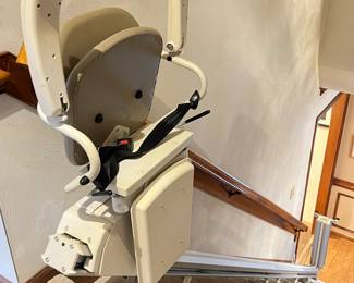 Standard Home Staircase Chair Lift, Works!