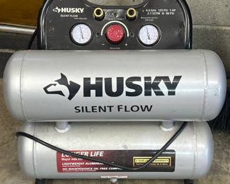 Husky Silent Flow 4.6-gallon electric air Compressor