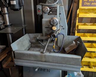 Sunnen mbb-1680 precision honing machine with assorted mandrills. 