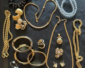 Designer Costume Jewelry Lot Ann Klein, Swarovski, Carolee  Roman