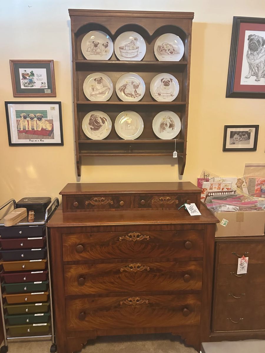 Pug plates, organizer, Victorian dresser, plate display
