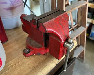 bench vise