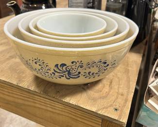 Bose Wave System III, Chrome metal wire Commercial Kitchen racks (4), Pyrex 4 pc nesting bowl set, Pride Lift Chair, Pyrex #045 & 471 dishes,  Plasma Air Cleaner/Purifier,&nbsp;Dymo 2300 'Tape'writer label maker w/acces. & case, Dymo Label Writer, Danby dehumidifier,   