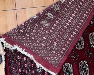 Hand-Knotted Bokhara Princess Rug. Measures 8' x 10'. Photo 2 of 2. 