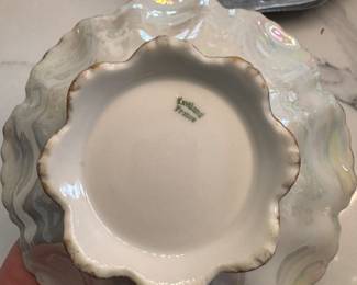 Vintage Fruit Bowl and Set of 6 Bowls. Photo 3 of 3. 