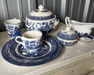 Large set Churchill Blue Willow 