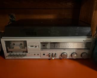 Vintage Panasonic PLL Multiplex Circuit turntable/stereo.