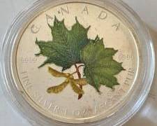 2002 Canada 1 Ounce .999 Fine Silver Maple Leaf with Colorized Leaf - Gem Condition