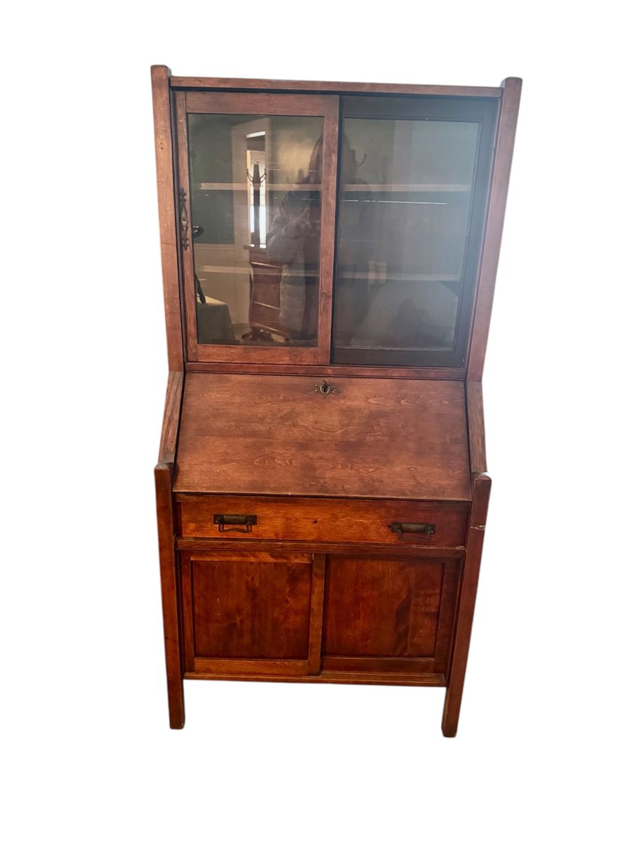 Incredible Cherry Secretary