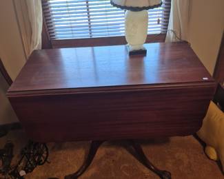 Mahogany drop leaf table