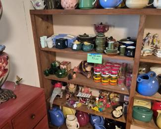 Here starts the collection of teapots