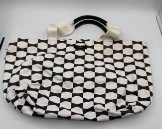 A Great Selection of Luxury Handbags and Purses