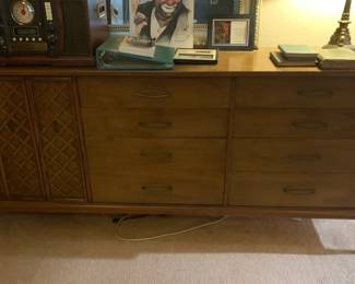 Mid-century Modern, 12-Drawer Walnut Dresser 1960s Broyhill Premier