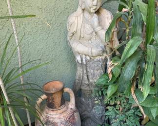 Large Quan Yin Garden Statue