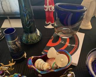 Art Glass with Carnival Glass Reindeer and Sleigh