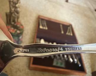 Robacraft Stainless Flatware Set second image