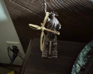 Statue of Liberty Figurine with Ribbon