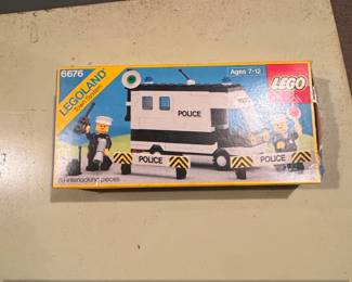 LEGO Legoland Town System Set Mobile Police Command