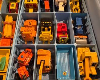 Matchbox Carry Case with Assorted Construction Vehicles fifth image