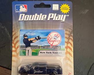New York Yankees Double Play DieCast Vehicle