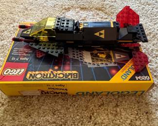 LEGO Blacktron Invader Set