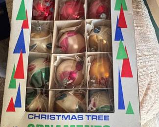 Santa Land 12 Christmas Ornaments Set