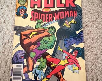 Marvel TeamUp Featuring Hulk and SpiderWoman