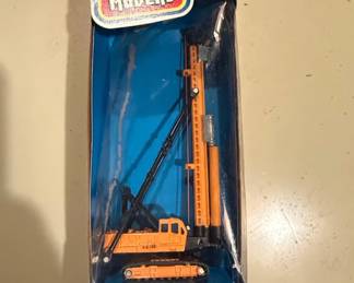 Harmony Mini Earth Movers Hitachi KH Track Pile Driver Die Cast Metal Toy