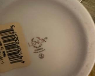 Lenox Masterpiece Collection Floral Embossed Vase second image