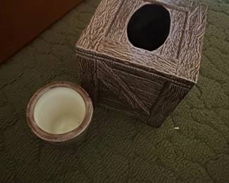 Vintage Ceramic CrateThemed Tissue Box Cover and Waste Bin Set second image