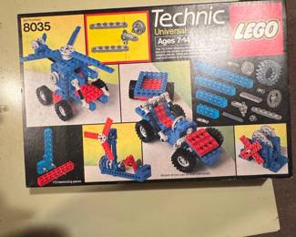 LEGO Technic Universal Building Set