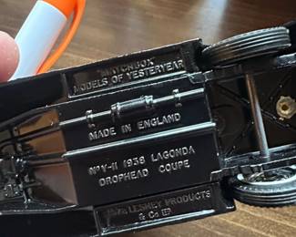 Matchbox Models of Yesteryear Lagonda Drophead Coupe second image