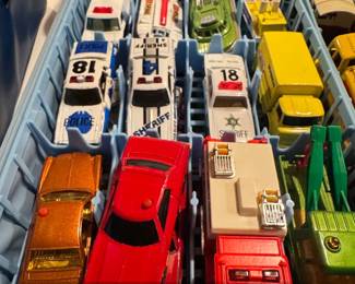Matchbox Official Collector Case with Assorted DieCast Vehicles second image