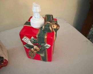 Ceramic Christmas Gift Soap Dispenser