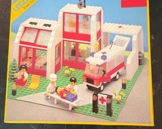 LEGO Emergency Treatment Center
