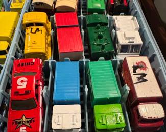 Matchbox Official Collector Case with Assorted DieCast Vehicles third image
