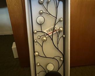 Home Source Metal Wall Art with Orb and Mirror Accents