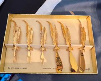 KT Gold Plated Feather Appetizer Forks and Spreaders Set by Tancraft Janis Collection