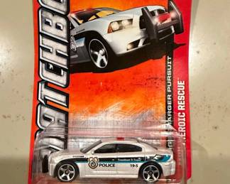 Matchbox Dodge Charger Pursuit Heroic Rescue Police Car