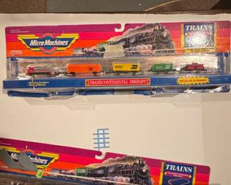 Galoob Micro Machines Transcontinental Freight Lightning Express Trains