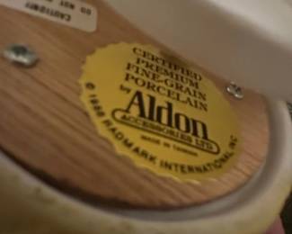 Aldon Accessories Ltd. Certified Premium FineGrain Porcelain Teddy Bear Music Box second image