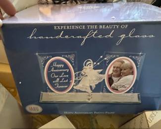 Glass Barn Happy Anniversary Photo Frame