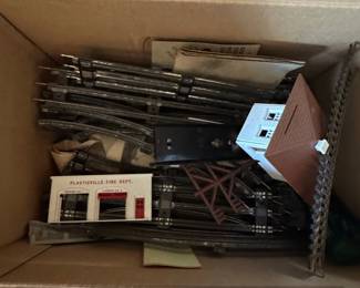 Plasticville Fire Dept. Building and Model Train Track Set