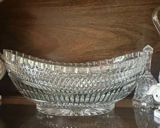 Vintage Anchor Hocking Wexford Oval Footed Bowl